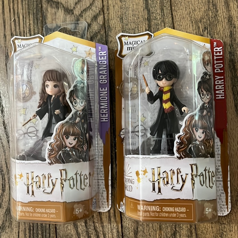 Harry Potter magical minis pair NWT